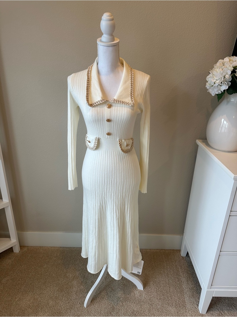 Cream Long-Sleeve Ribbed Knit Dress with Gold-Trim Collar